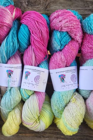 Sugar rush on Boucle Cotton Candy sock yarn